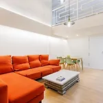 Quiet Gem With Jacuzzi In The City Center