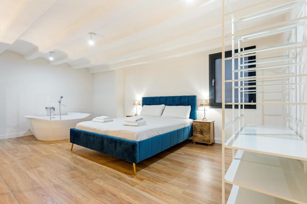 Quiet Gem With Jacuzzi In The Center Barcelone